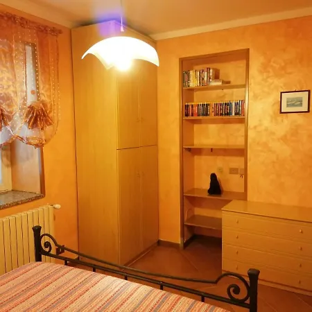 アパート Casa De Gaudenzi
